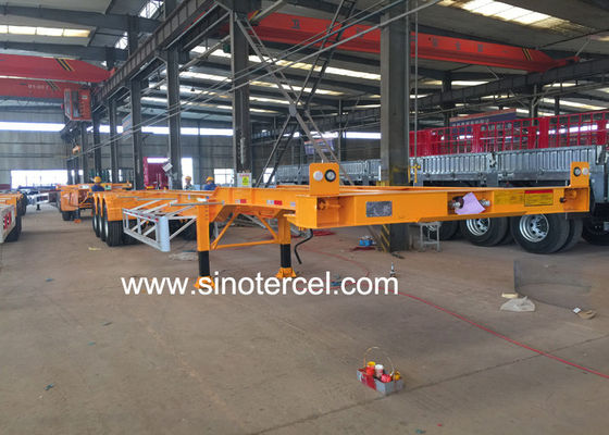 Disesuaikan 3 Axle Flatbed Semi Trailer 6880mm 1310mm Wheel Base